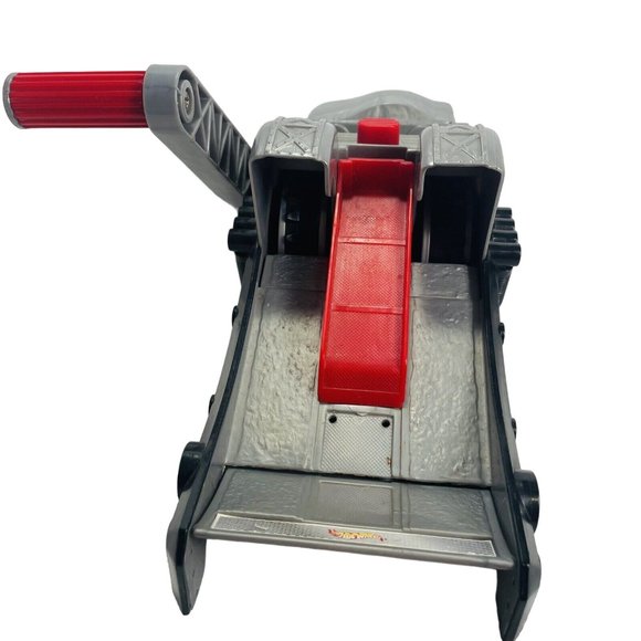 Monster Jam Silver Gray Truck Launcher Hot Wheels Vintage With 2 Trucks - Picture 14 of 16